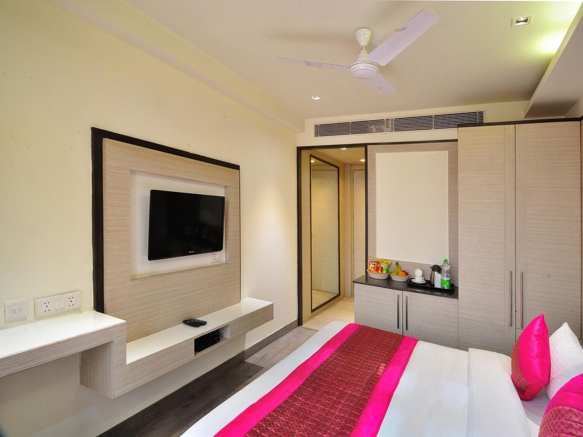 Hotel Royal Grand - Opposite Axis Bank East Patel Nagar Nueva Delhi Exterior foto